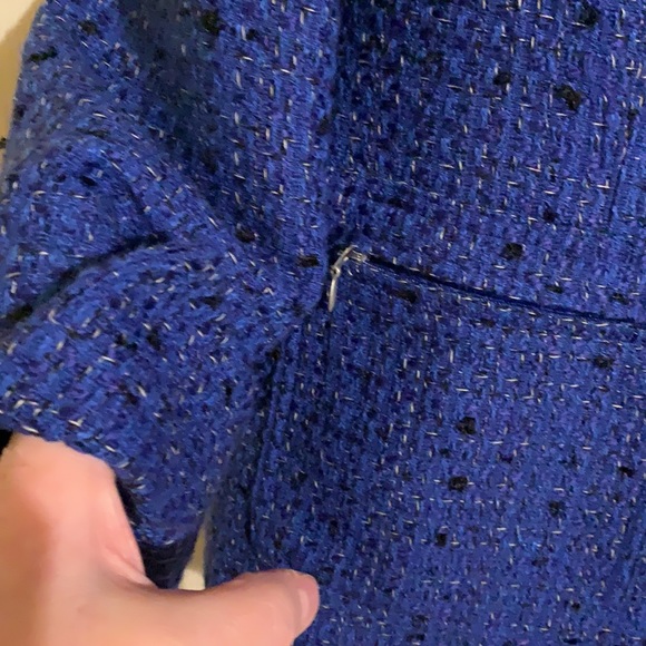 Beautiful blue boucle fabric jacket/8 - Picture 2 of 4